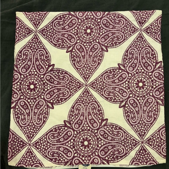 John Robshaw Paisley Patterned Linen Euro size pillow Cover - Picture 3 of 6